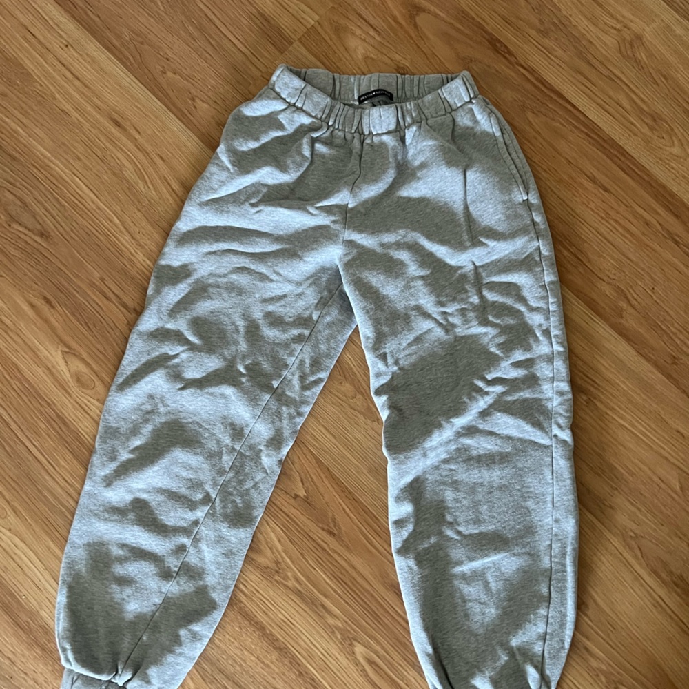 Grey Brandy melville sweatpants.